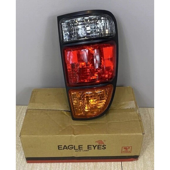 Eagle Eyes Driver Side Tail light TY689-B000L Fits 00-06 Tundra w/Bulbs & Wiring - Picture 1 of 8